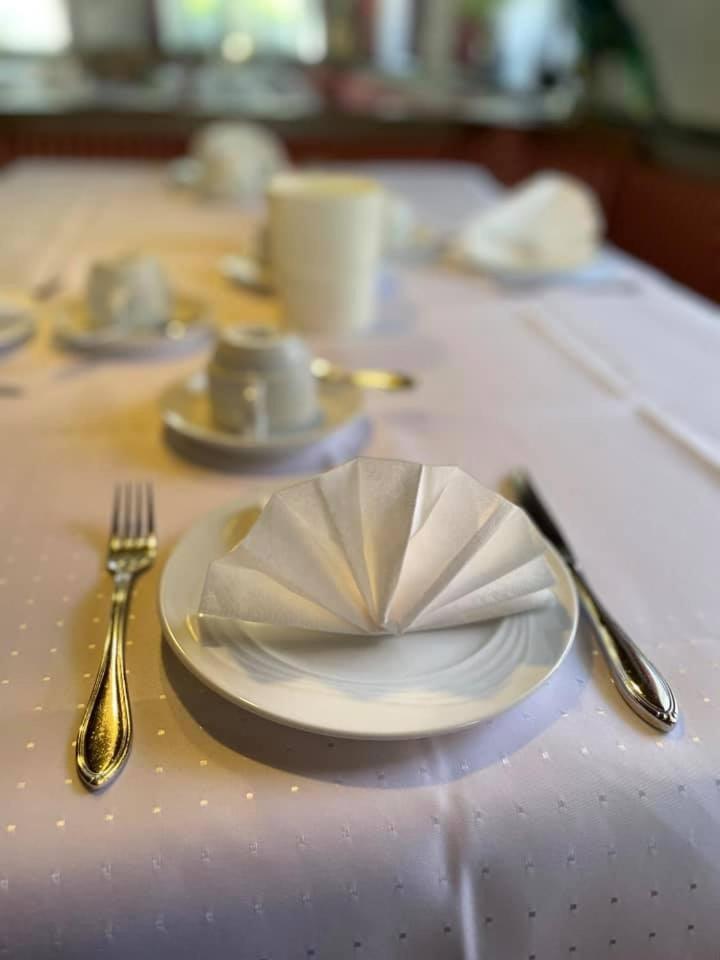 רוטנבורג Hotel Wuerttemberger Hof Garni מראה חיצוני תמונה